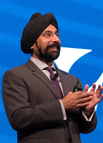 (Top) Chief Information Officer Sarv Girn speaking at a Reserve Bank IT Town Hall event, March 2017; (above) Around 60 women from the IT Department attended a presentation by MIT Research Scientist Dr Kristine Dery, organised by the Reserve Bank's Women in Technology community, December 2016